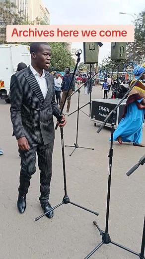 Praise and Worship Songs for Deep Reflection