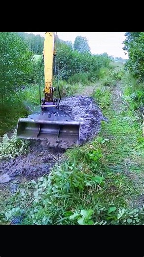 This machine was made to make waves! 🌊 | The Video Corner