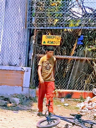 The electric bicycle!! ⚡️🫨 #prank #prankvideo #funnyprank #funnymoments #comedyvideo