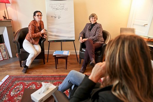 Conseiller conjugal et familial - Fiche métier (salaire, formation, qualités requises…) - Le Parisien Etudiant