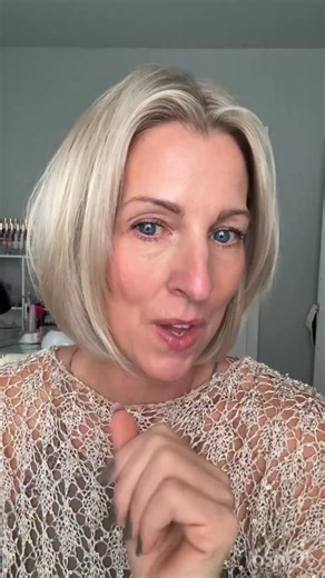 4.5K views · 16 reactions | Fine, limp hair that refuses to hold volume? SAME. ‍♀️ The Rootie from Voloom gives instant lift at the roots that actually stays — no teasing, no crunchy products, no helmet hair.  30% OFF for Black Friday!  Comment “Rootie” for the link! #voloom #voloomrootie #finehairsolutions #limphairproblems #hairvolume #over40hair #beautyhacks #blackfridaysale #hairtools #hairgoals | Lindsay Hignett - Love this Girl | Facebook