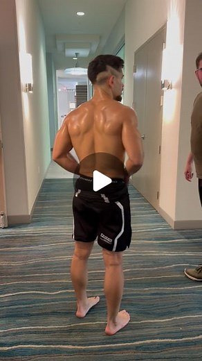 Alexandre Bdb - Createur on Instagram: "🍑 Follow @alexandre_bdb 🍑 oups !!!! when your glute it’s so big 🤣🥵🧐 . If you want help for glow up your body tell me 💪🏽 . . . . . . . . . . #boy #boys #trainingglute #glutemotivation #frenchmodel #model #frenchguy #frenchie"