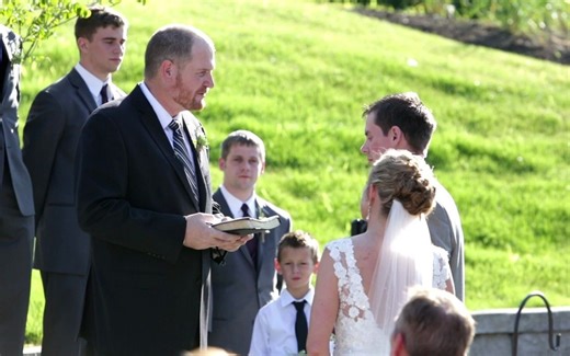 美国小镇的一个婚礼 A Sample Wedding Ceremony