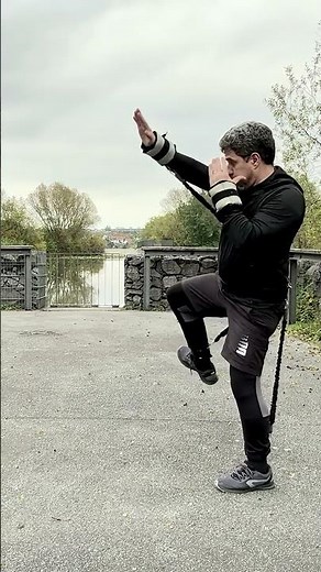 Kickboxing combos with wrist weights and resistance bands #martialarts