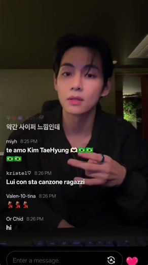 V live on weverse army👆🏻👁️ #love