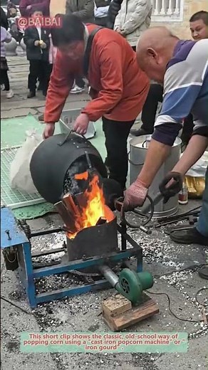How Old-Fashioned Popcorn Machine Works