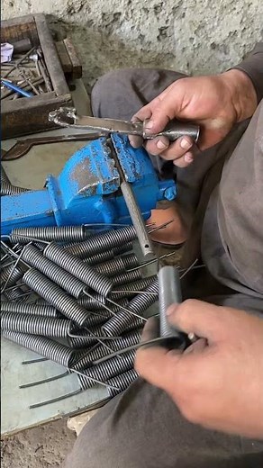 Swing Spring Coils in Action | Heavy-Duty Coiling That Expands & Returns Perfectly