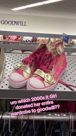 this was the most successful thrift trip i’ve ever had @🪱🍀Junebug🍀🍉 and i still cant believe it wasnt a dream #mcbling #2000s #y2k #2000sitgirl #thrifting #thrifthaul #mcblingaesthetic #y2kfashion #mcblingfashion #babyphat #southpole #applebottom #victoriassecret #pink