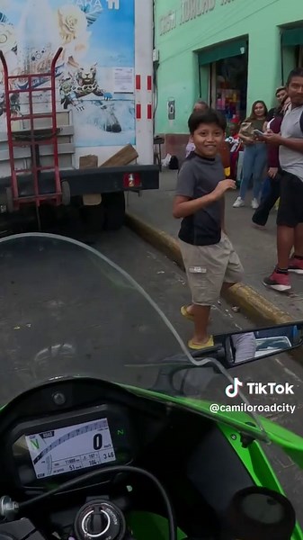 Kawasaki ninja #kawasaki #ninja #kawasakininja #h2 #humor | Kawasaki Ninja H2R