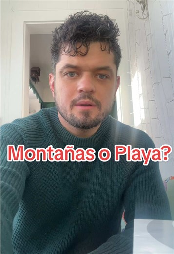 Learn Spanish with the questions of the day! Answers in the comments 🧠 #learnspanish #spanishpractice #spanishforbeginners #spanishcommunity #LanguageLearning