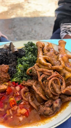 We on it, lunch is on us. We at Halfway House Midrand next to Shell Garage opposite Minuteman Press… #SAMA28 #zyxcba #fypシ゚viral #goviral #CapCut #PeopleAreEating #TheHotPotKitchen