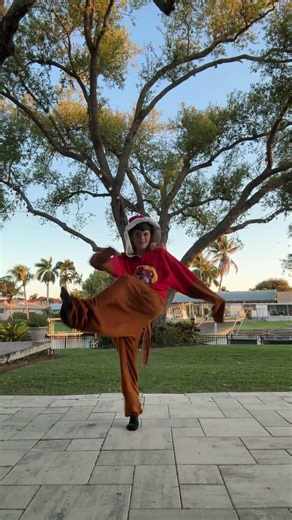 double dutch bus #dance #doubledutchbus #project21 #buccees #costume