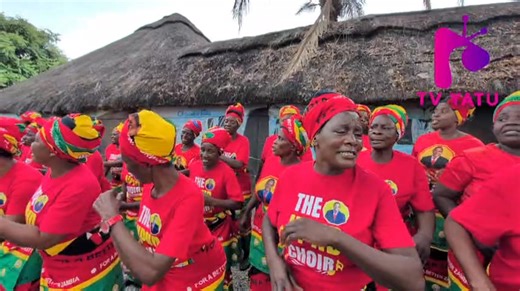 UPND Choir welcoming President Hakainde Hichilema at the Party Secretariat in Lusaka. | TV Yatu