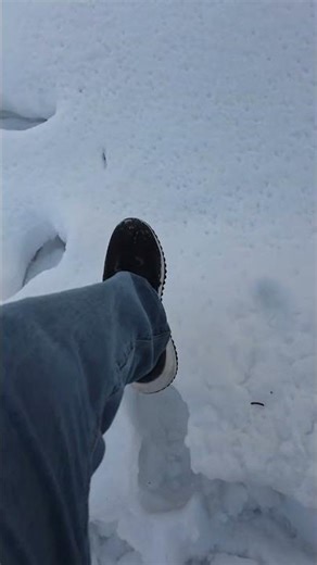 Crunchy Snow ASMR Sound🍦