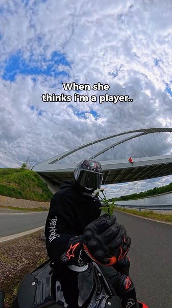 She is completely wrong #bikersboyz #bikerboy #bikerlife #bikers #shorts