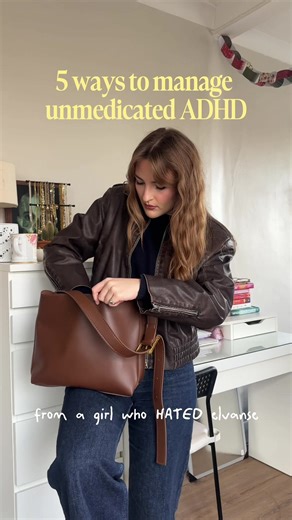 5 tips to help manage your ADHD 🧠✨ 1. Focus on movement, nutrition & sleep 🏃‍♀️🥗😴 It sounds basic, but these are the foundation for everything. Movement helps release that pent-up energy through your body instead of your brain (plus all the physical benefits). Eating mostly whole, non-UPF foods makes sure you’re actually getting the nutrients you need, especially if food is one of your dopamine tools. Sleep is the key to it all. Good sleep hygiene and a simple routine set you up for the day.