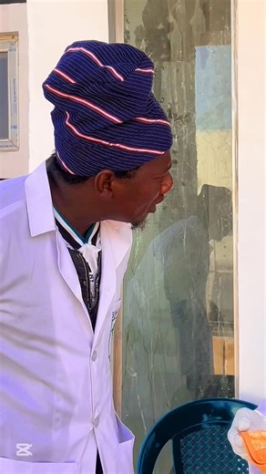 Half kilo explain what is patient pant doing in your lab coat 🥼 | Mc Dan Angas Jos