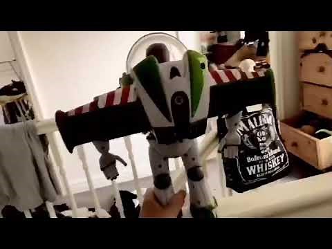 Buzz lightyear loses his arm (toy story)