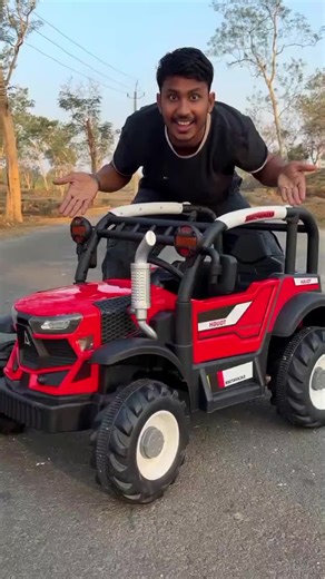 Unboxing the Largest RC Tractor Yet