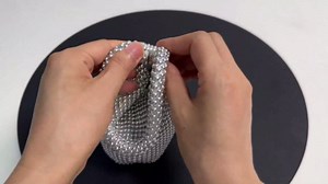 Triangle Bling Sequins Zipper Pouch Luxury Sequins Trihedral Designer Clutch Evening Handbag Mini Tote Coin Purse wallets (Rhinestones, Pink)