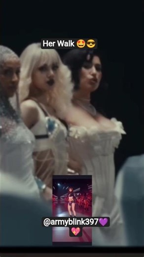 Her outstanding Walk 🤩lisa has outshone the models 😎💖#lisawalk #shorts #modles #viral #@armyblink397