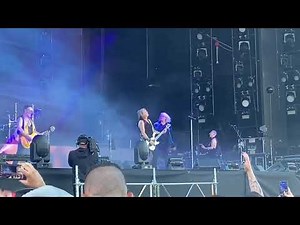 Def Leppard - Love Bites