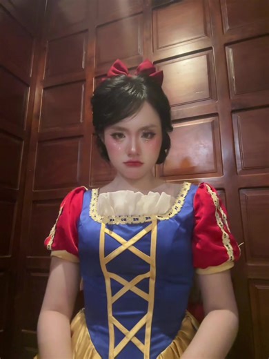 Snow White Cosplay Ideas for Disney Fans