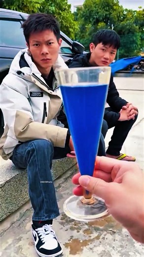 The Magic Glass Trick That Will Blow Your Mind 😱