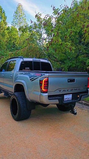 Luces traseras con show para Toyota Tacoma 2016 al 2022