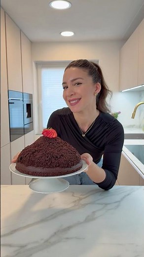 ✨Erdbeer-Maulwurfkuchen✨ Rezept in der Beschreibung🤍🍓