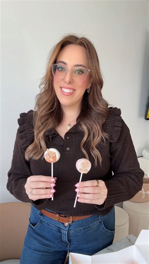 Anna Dubinskaya on Instagram: "I made these fall-themed cake pops as a cute party favor for the table setting. Guests can enjoy them right away or take them home as a little treat✨ I created two designs perfect for a “Falling in Love” bridal shower or an “A Little Pumpkin Is on the Way” baby shower but they work for any fall event. 🍂✨ They came out so cute. Stay tuned to see how they’re packaged! 🤎"
