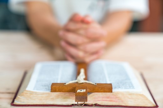 10 Reasons to Make Prayer a Priority in the Pressure of Today's World