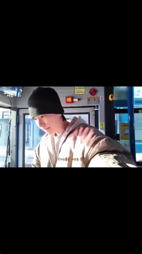 Even hoshi’s weverse update about riding the bus and paying cash was part of his vlog.. he really filmed soo much for us🥹🫶🏻💓 miss him alr #hoshi #seventeen #fyp