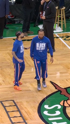 Jose Alvarado: "When we get into the game together, where do you want the ball mostly?" Jalen Brunson: "I just want you to play." Alvarado already trying to build chemistry with his new teammates! 💯 Knicks/Celtics is LIVE on ABC Tap to Watch ➡️ https://www.nba.com/how-to-watch-game-redirect/0022500757?partnerRef=NBA&platform=Facebook&surface=Post | NBA