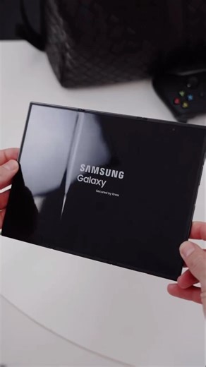 Galaxy Z TriFold – Triple Display Phone Unboxed! 📱📱📱