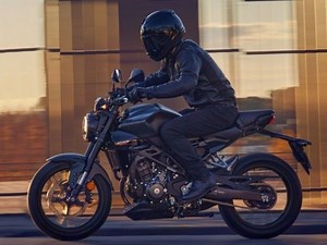 KTM 250 Duke-rivalling 2022 Honda CB250R Launched In Japan With New Suspension, Slipper Clutch & More  - ZigWheels