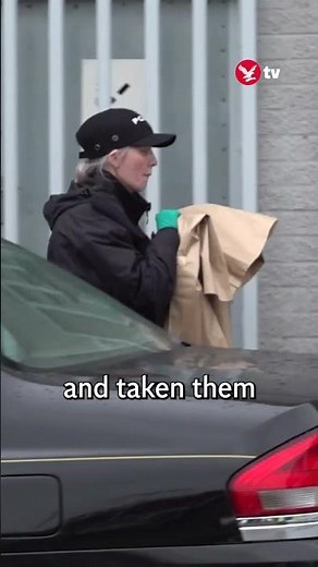 Items removed as police continue search of Hull funeral directors #shorts