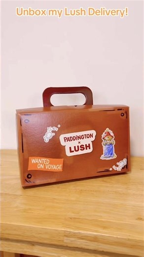 LUSH X Paddington product unboxing