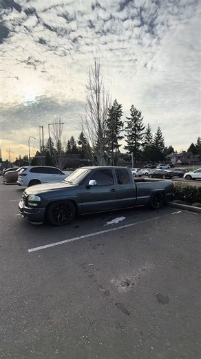 GMC Sierra 1500: Low Trucks Showcase