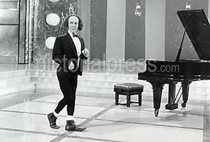 Max Wall - Alchetron, The Free Social Encyclopedia