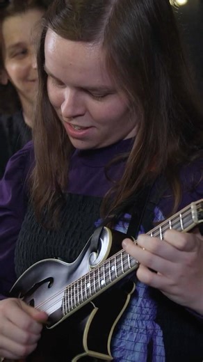 Lucy Lindblom, mandolin with Headin’ Home