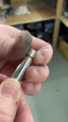 Easily remove anodising from Alloy parts #howto #metalwork #polishing #alloy