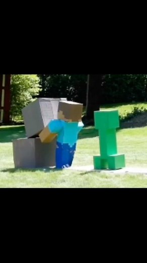 Minecraft Humour on Instagram: "my brain during a math test... credit: Electo in youtube Follow @minecraft.humour for more👈"