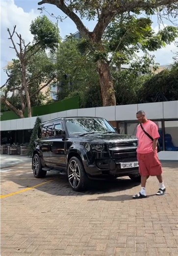 Working alongside Ali Kiba reminded me that excellence looks the same in every craft. Years of discipline, attention to detail, and respect for the work are what create longevity whether in music or automotive care. This Defender received a full monthly maintenance focused on preservation, protection, and finish maintaining its presence without compromising its character. Built with patience. Finished with care.