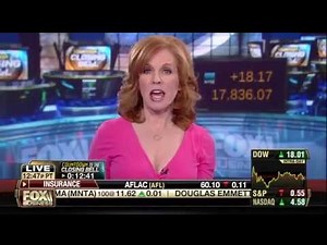 FOX Business : Liz Claman Cleavage 4