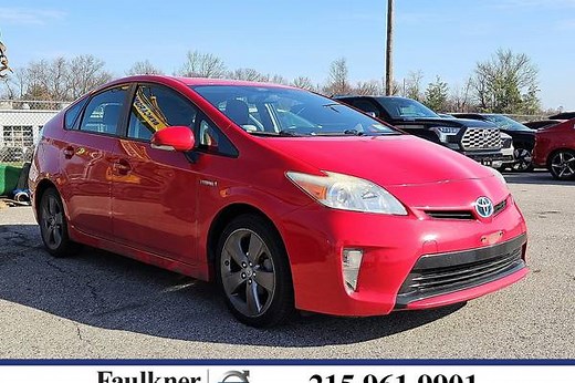 Used 2015 Toyota Prius for Sale Near Me | Edmunds