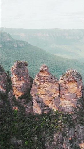Three Sisters |Blue Mountains National Park | Stunning Aerial Views of Australia’s Iconic Wilderness