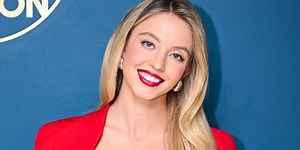 Sydney Sweeney’s Red-Hot Mini Dress Is Classic Holiday Dressing at Its Finest