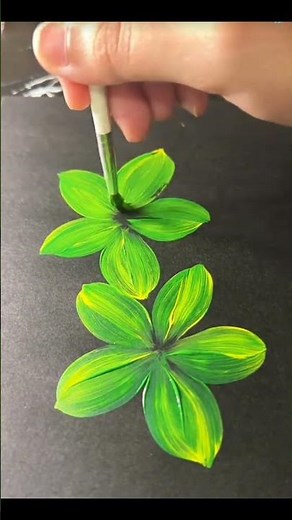 "Beautiful White & Yellow Flowers Drawing | Faber-Castell Soft Pastel Art Tutorial" #shorts