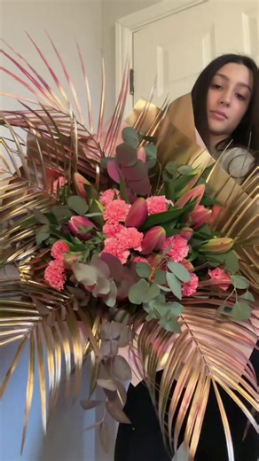 Lily and Carnation Luxury Bouquet for Special Occasions